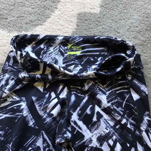 Athletic leggings - Picture 2 of 2